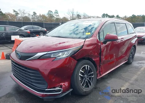 2022 Toyota Sienna Xle z USA, uszkodzony, nr VIN 5TDYRKEC8NS098254